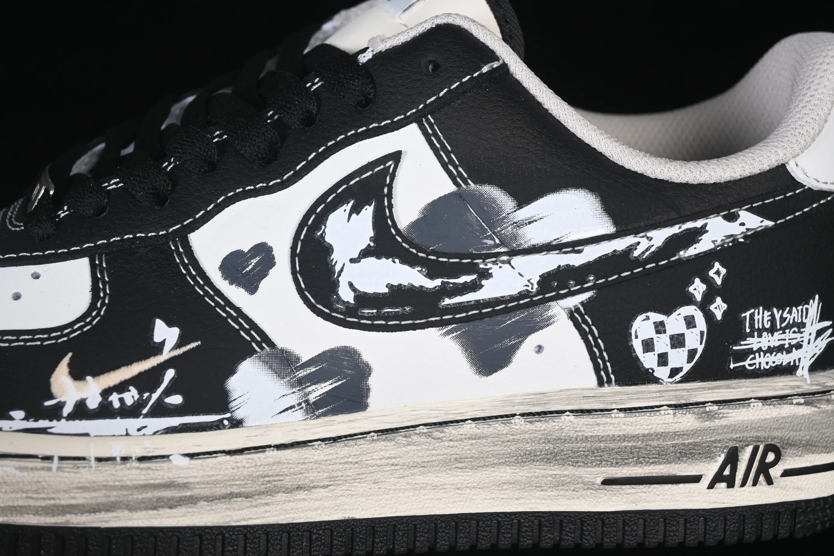 All categories Nk Air Force 1 Air Force series Nk Air Force 1 Low Air Force low-top Nike Air Force 1'07 Low "Graffiti Heartbeat" Hand-painted graffiti Graffiti heartbeat Air Force 1 low-top casual sneakers DB3301-808
